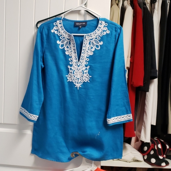 Tunic - Picture 1 of 1